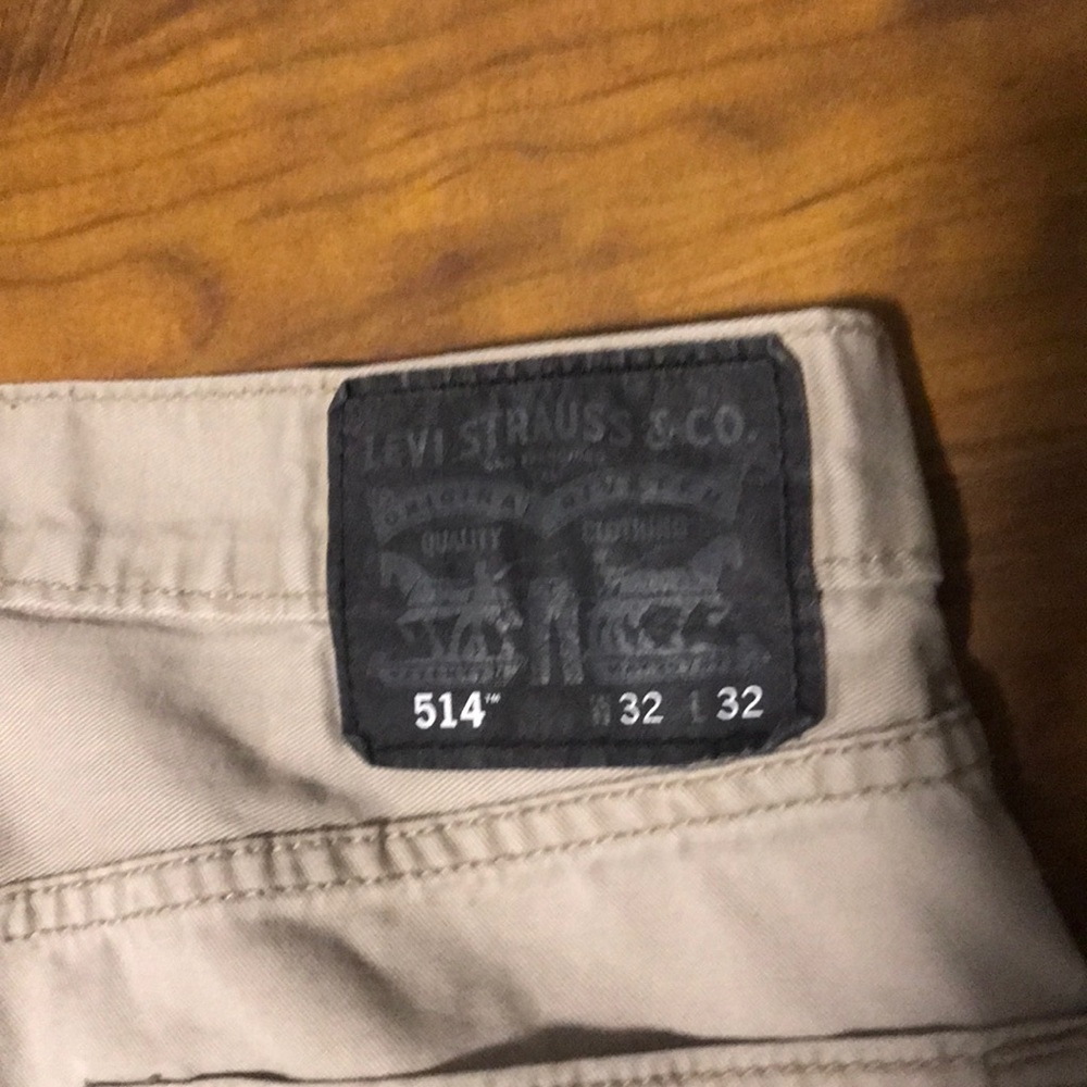 Levi’s - Picture 3 of 3